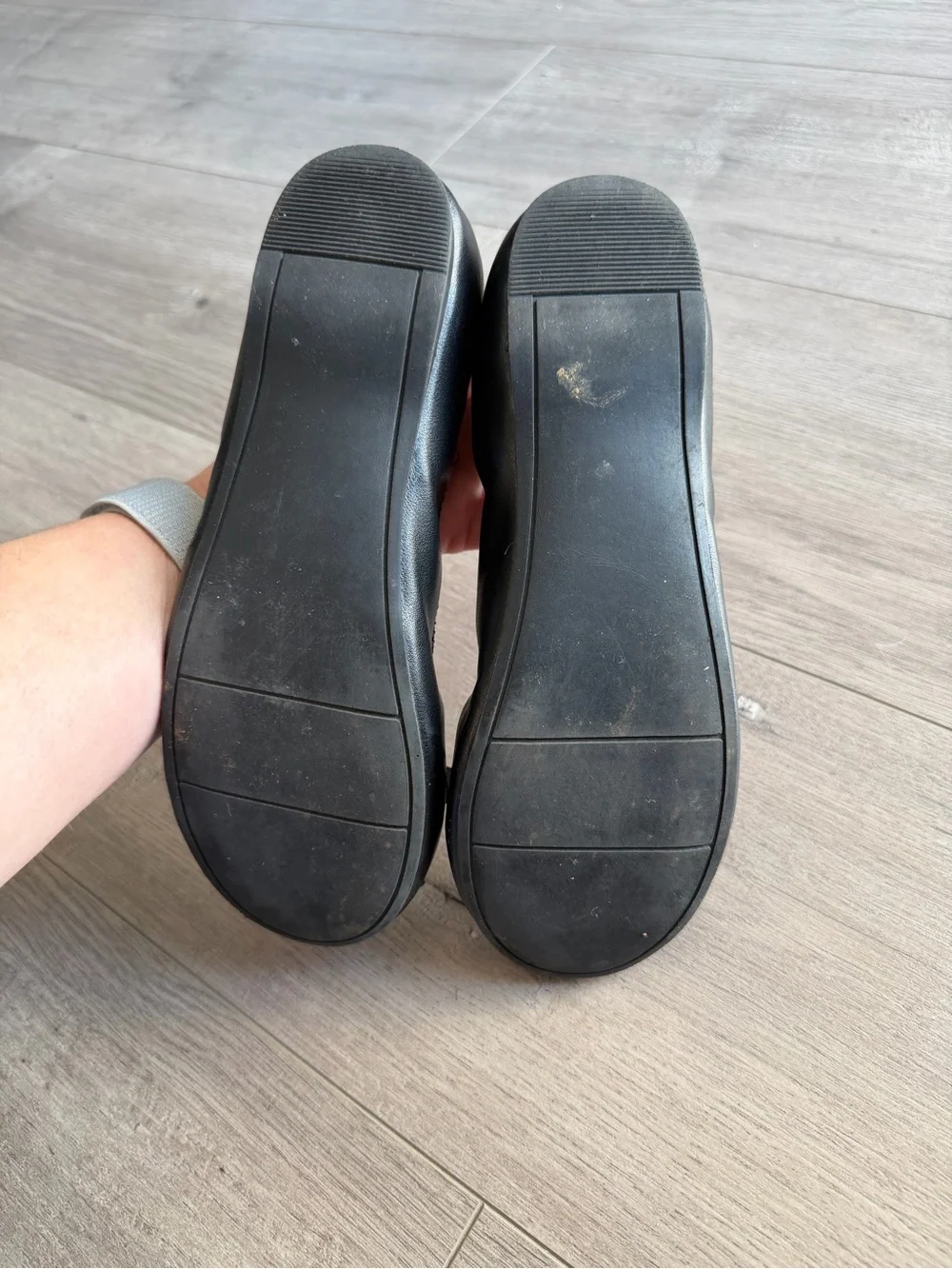 Nordstrom Black Leather-Look Ballet Flats with Bow Trim - size 4M